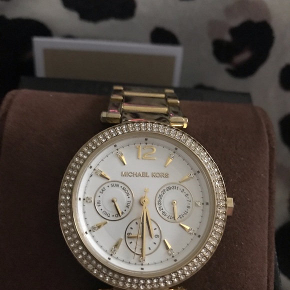 Michael Kors watch - Picture 2 of 3